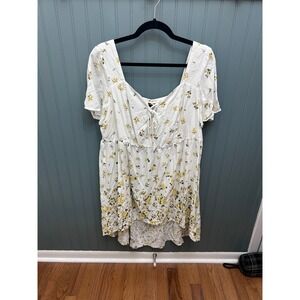 Torrid‎ White Floral Print Tie Front Hi-Lo Babydoll top Plus Size 1